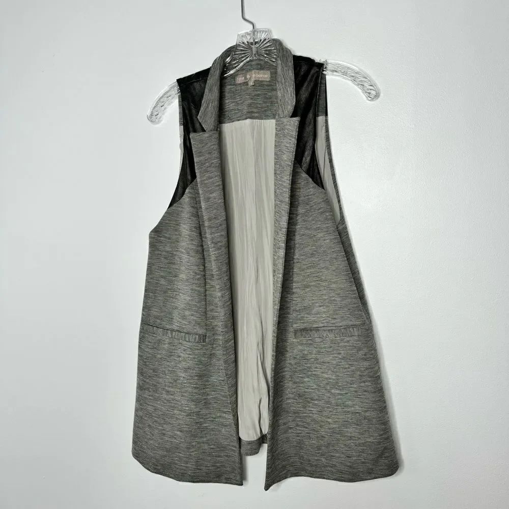 Lola & Sophie gray sleeveless cardigan size small